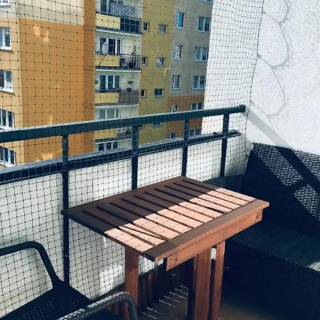 아파트 Apartament Sloneczne Zachodnie 슈비노우이스쳬